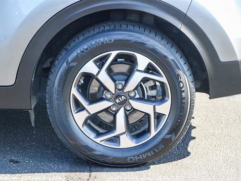 Used 2020 Kia Sportage LX image 10