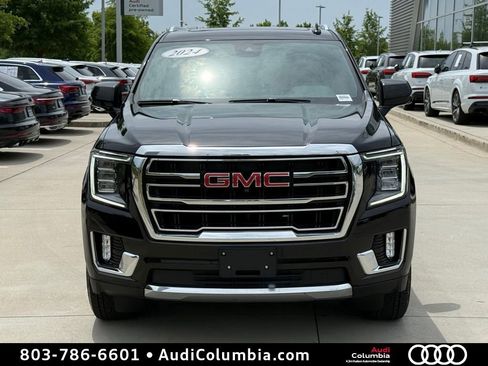 Used 2024 GMC Yukon SLT w/ SLT Premium Package AWD/4WD image 9