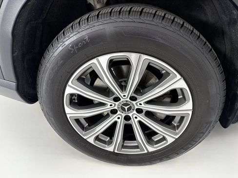 Used 2023 Mercedes-Benz GLC 300 image 32