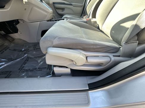 Used 2012 Honda CR-V EX image 12