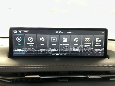 Used 2025 Genesis GV70 3.5T Sport w/ Sport Advanced Package AWD/4WD image 13