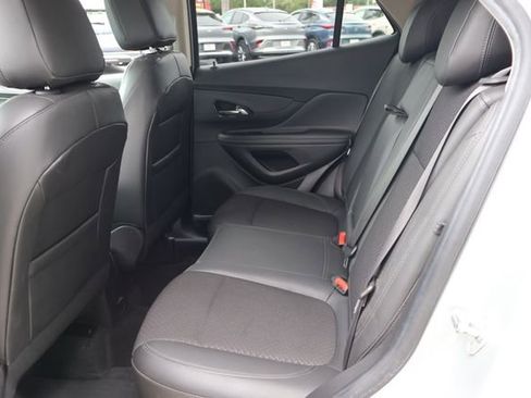 Used 2022 Buick Encore Preferred w/ Safety Package FWD image 16