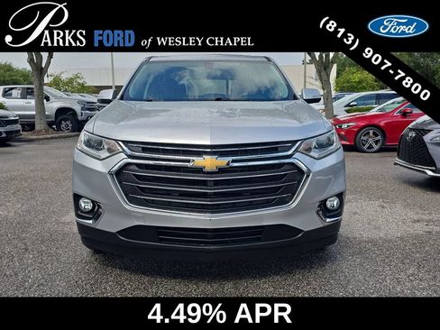 Used 2019 Chevrolet Traverse LT FWD image 3