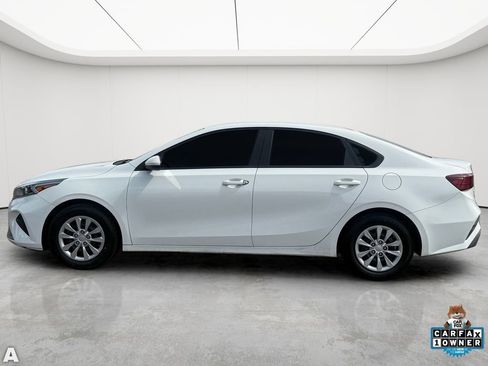 Used 2023 Kia Forte LX FWD image 3