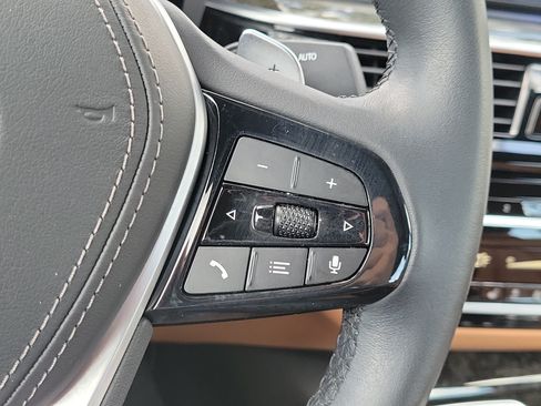 Certified 2023 BMW 530i w/ Premium Package RWD image 19