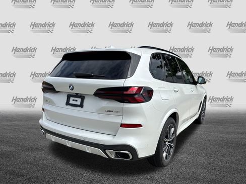 Used 2026 BMW X5 xDrive40i w/ M Sport Package image 9