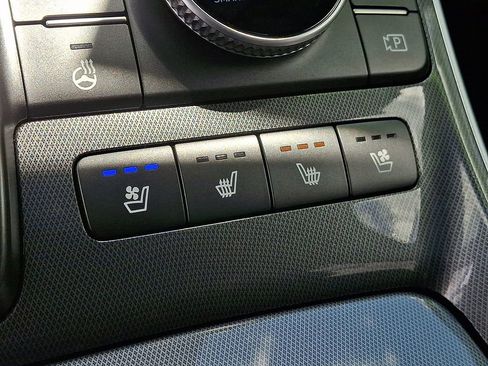 Used 2023 Hyundai Santa Fe Calligraphy AWD/4WD image 25