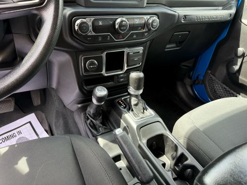 Used 2022 Jeep Wrangler Unlimited Sport AWD/4WD image 20