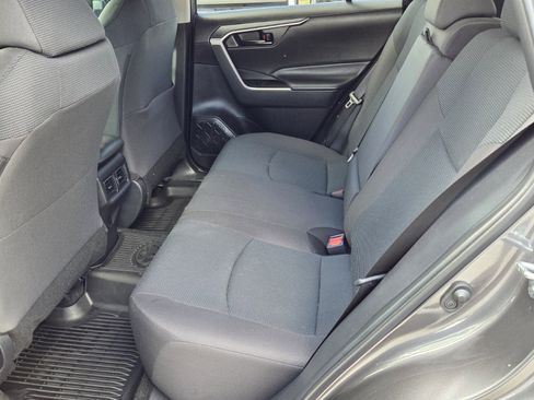 Certified 2025 Toyota RAV4 LE image 5