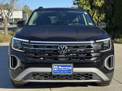 New 2025 Volkswagen Atlas Peak Edition SE