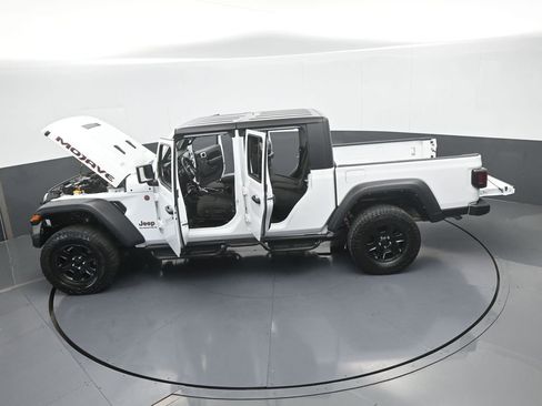 Used 2023 Jeep Gladiator Mojave image 59