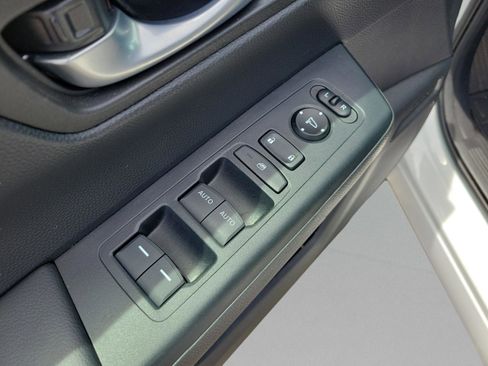 Used 2023 Honda CR-V Sport image 23