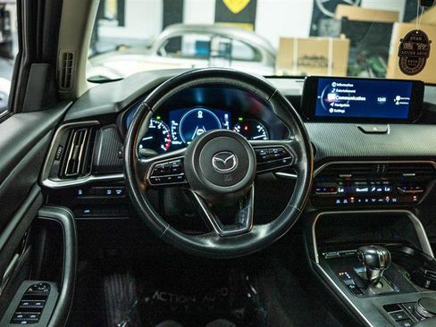Used 2024 MAZDA CX-90 3.3 Turbo w/ Select Package image 18