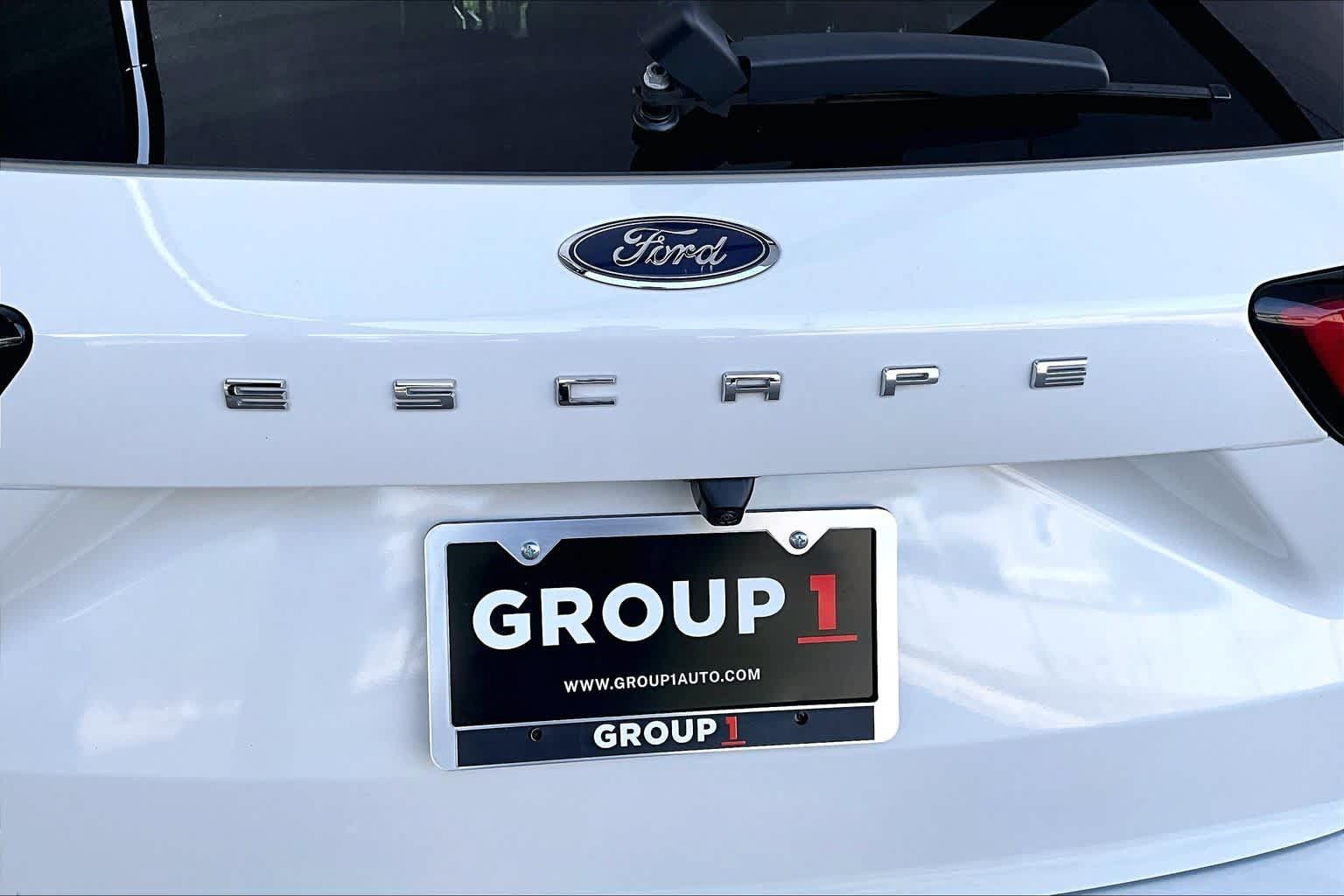 Used 2024 Ford Escape ST-Line w/ Tech Pack #1 FWD image 10