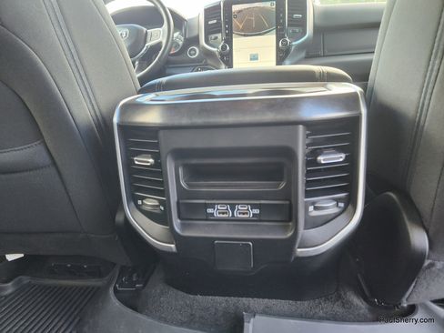 Used 2023 RAM 1500 Big Horn AWD/4WD image 50