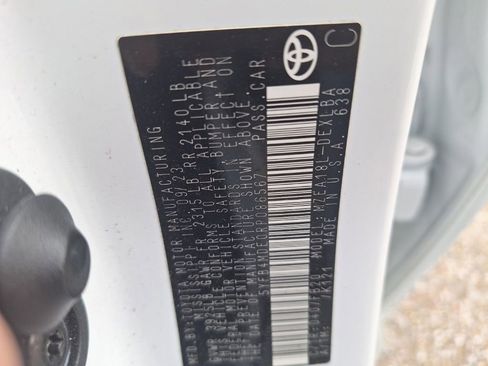 Used 2024 Toyota Corolla LE image 15