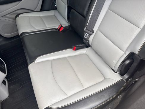 Used 2018 GMC Terrain SLT w/ Preferred Package AWD/4WD image 38