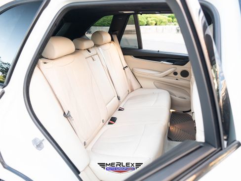 Used 2015 BMW X5 xDrive50i image 18