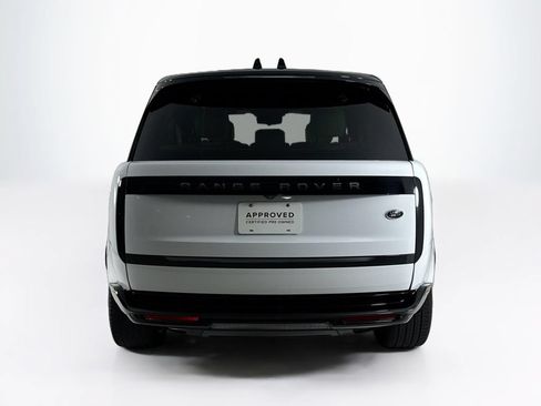 Used 2023 Land Rover Range Rover Long Wheelbase SE AWD/4WD image 4