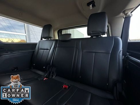 Used 2023 Ford Expedition Max XLT image 23