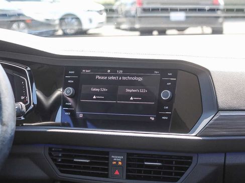 Used 2022 Volkswagen Jetta SEL FWD image 18