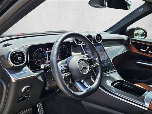 Used 2025 Mercedes-Benz GLC 43 AMG 4MATIC image 13