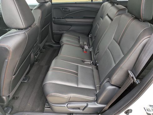 Used 2024 Honda Passport TrailSport image 24