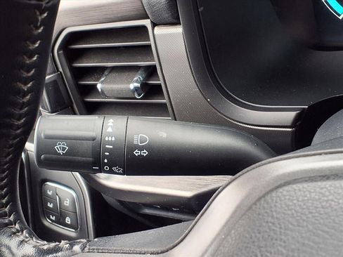 Used 2022 Ford F150 Lariat w/ Equipment Group 502A High image 17