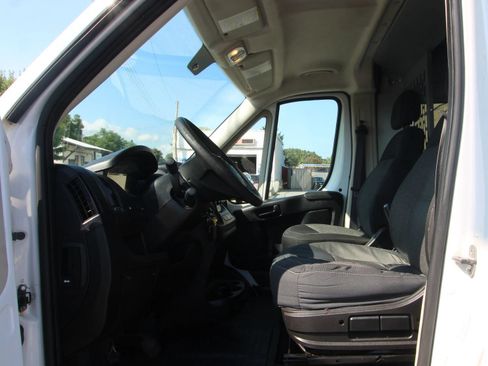 Used 2016 RAM ProMaster 2500 FWD image 9