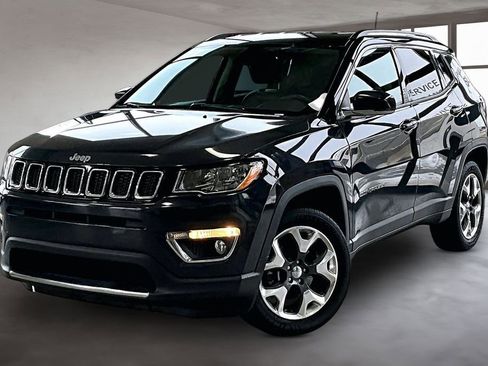 Used 2018 Jeep Compass Limited w/ Trailer Tow Group image 2