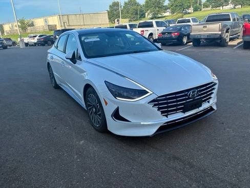 Used 2021 Hyundai Sonata Limited FWD image 5