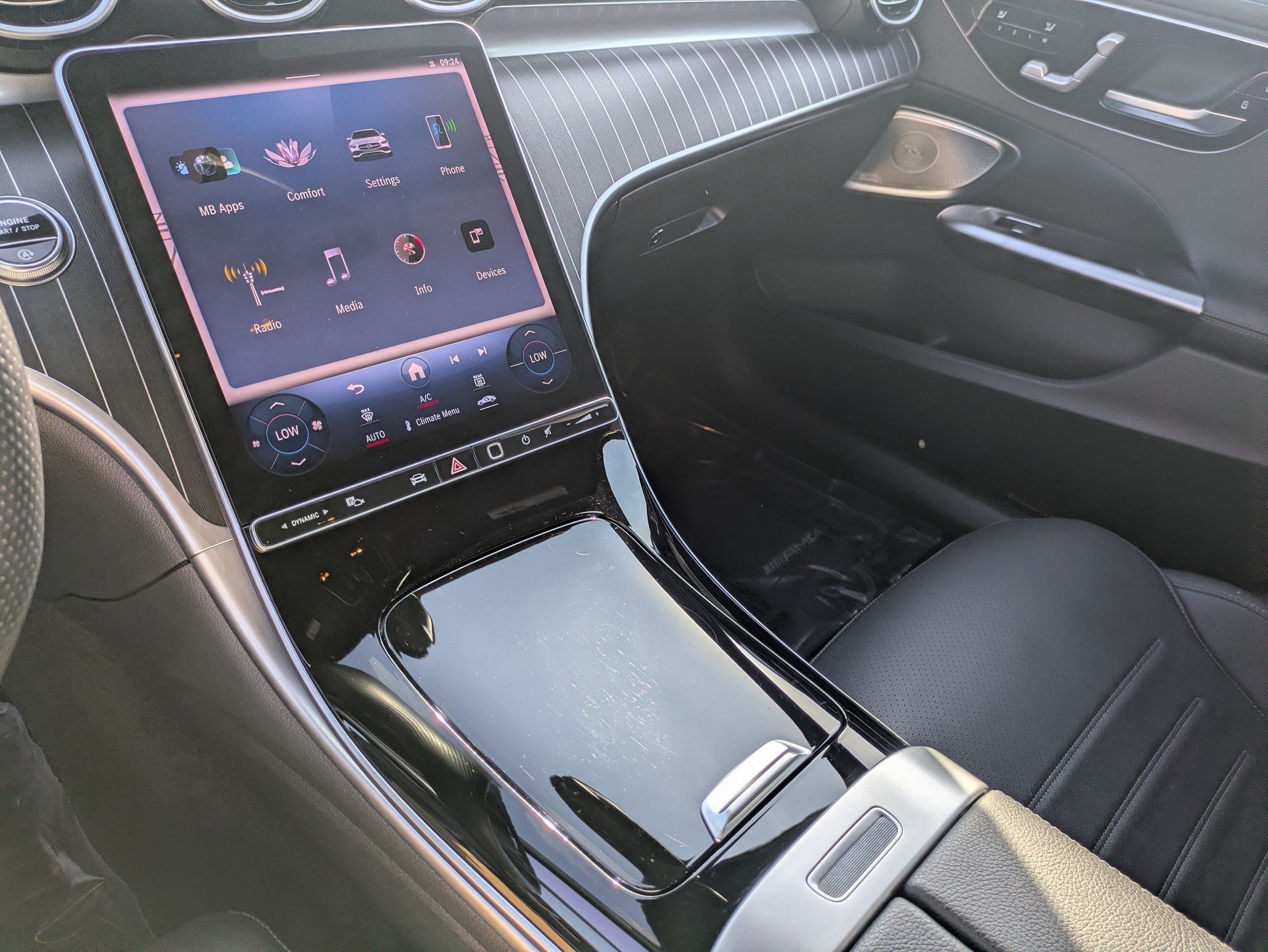 Used 2024 Mercedes-Benz C 300 4MATIC Sedan image 24