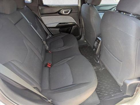 Used 2025 Jeep Compass Sport AWD/4WD image 18