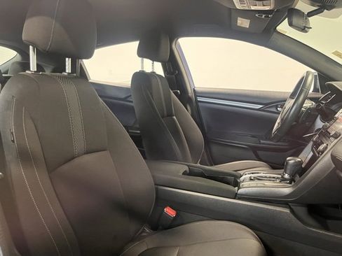 Used 2019 Honda Civic Sport image 10