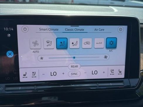 Used 2024 Volkswagen Atlas SE AWD/4WD image 5