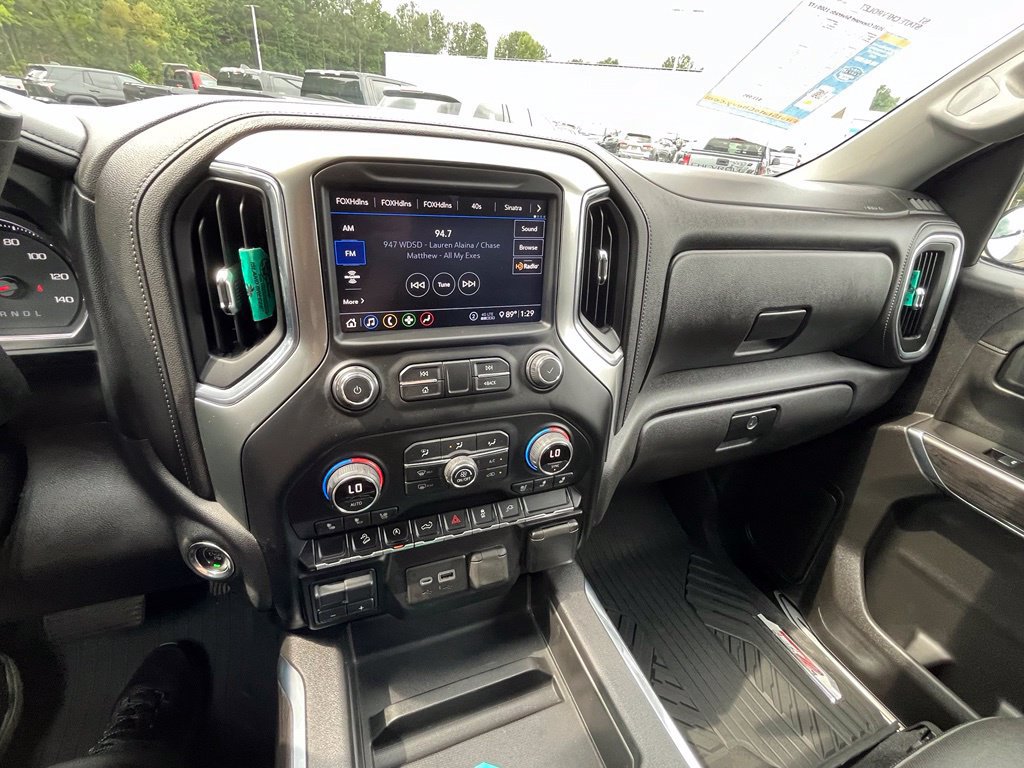 Used 2020 Chevrolet Silverado 1500 LTZ AWD/4WD image 20