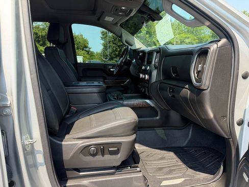 Used 2020 GMC Sierra 2500 Denali w/ Denali Ultimate Package AWD/4WD image 13