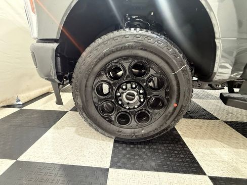 New 2026 Ford F250 XLT w/ XLT Premium Package image 9