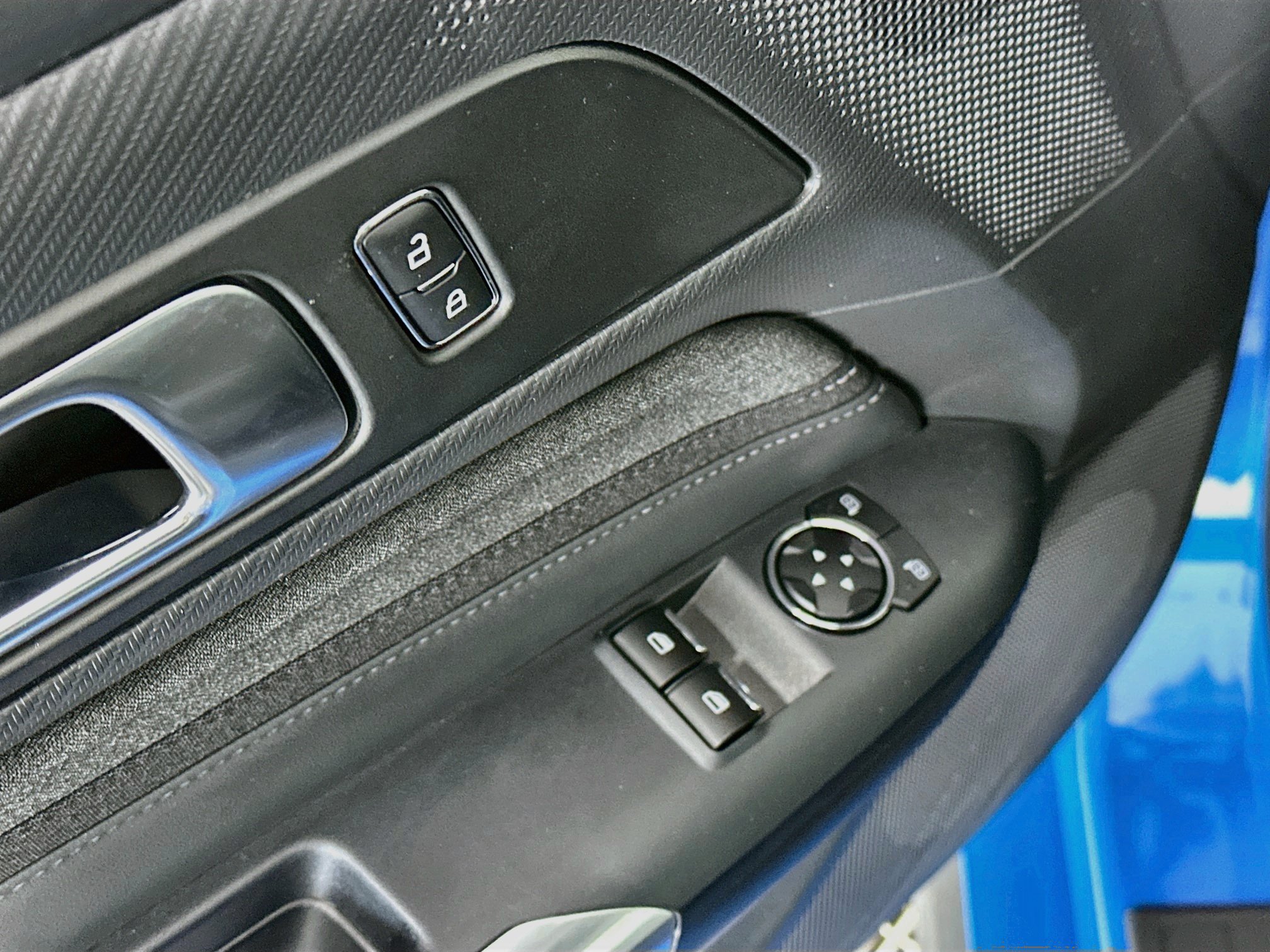 Used 2024 Ford Mustang Coupe RWD image 15