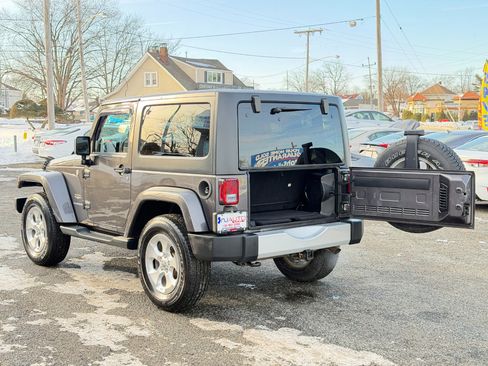 Used 2014 Jeep Wrangler Sahara w/ Connectivity Group image 28