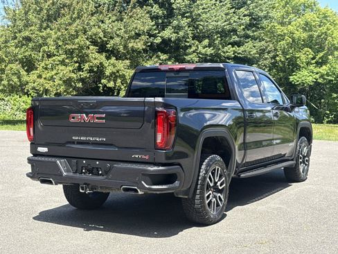 Used 2024 GMC Sierra 1500 AT4 w/ Technology Package AWD/4WD image 10