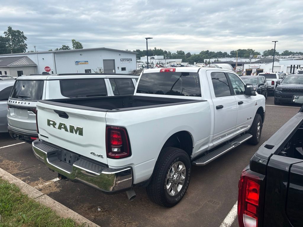 Used 2025 RAM 2500 Big Horn AWD/4WD image 2