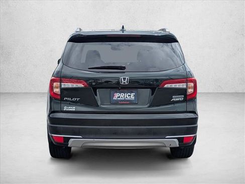 Used 2021 Honda Pilot Touring image 6