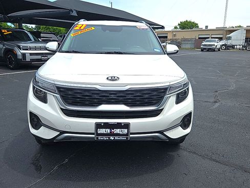 Used 2021 Kia Seltos S AWD/4WD image 3