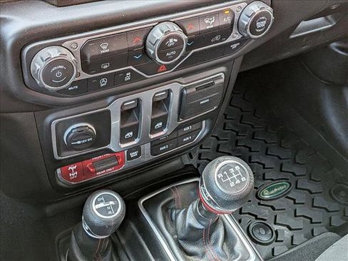 Used 2019 Jeep Wrangler Rubicon image 12