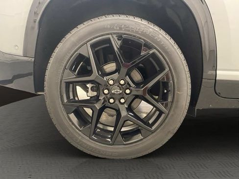 New 2026 Chevrolet Traverse RS AWD/4WD image 17