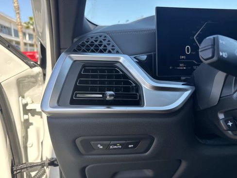 New 2026 BMW X6 xDrive40i image 33