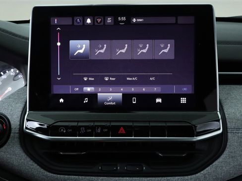 Used 2024 Jeep Compass Latitude image 29