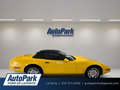 Used 1994 Chevrolet Corvette Convertible image 1