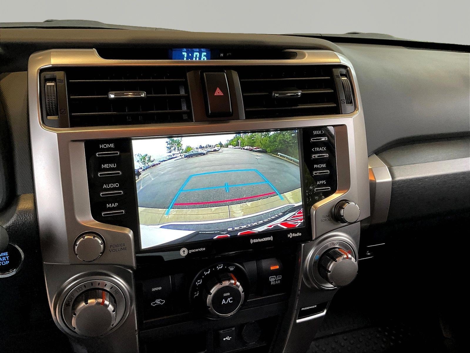 Used 2022 Toyota 4Runner SR5 Premium w/ Moonroof Package AWD/4WD image 14